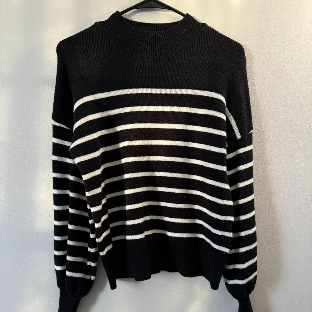 Turtleneck Long Sleeve Striped Ribbed Knit Pulllover Sweater
